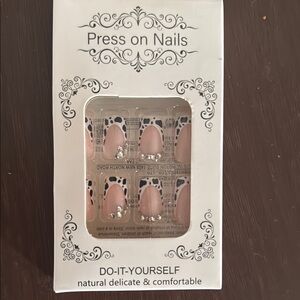 DIY Artificial Nail Set - Pink with Cow Print Design